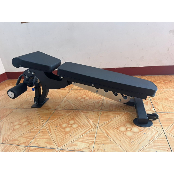 Професійна регульована лавка Generation Fitness AB400