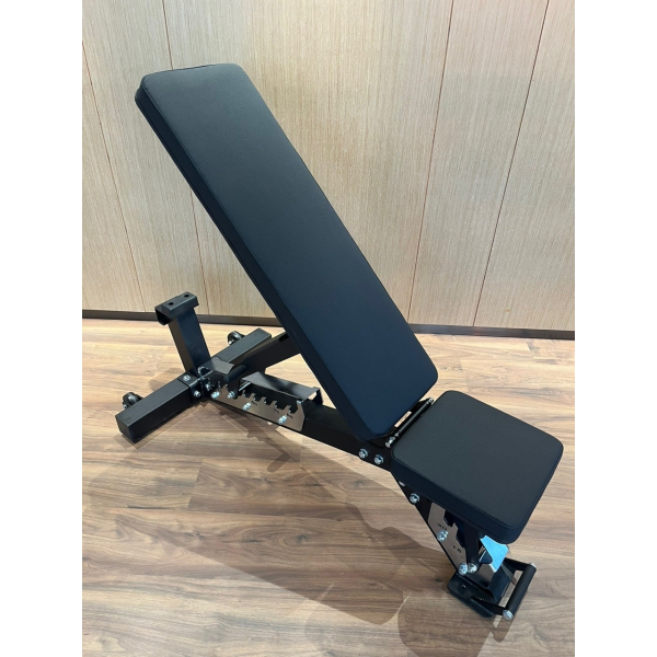 Професійна регульована лавка Generation Fitness AB400